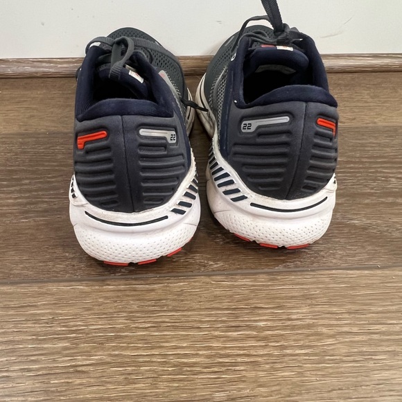 Men's Brooks Adrenaline 22 - Picture 8 of 10
